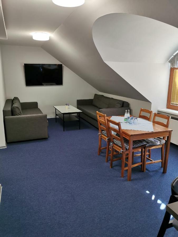 Hotel U Racka Острожка Нова Вес Екстер'єр фото